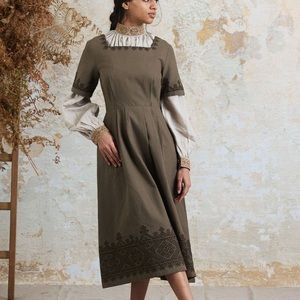 Voriagh Oxana cotton dress in moss green